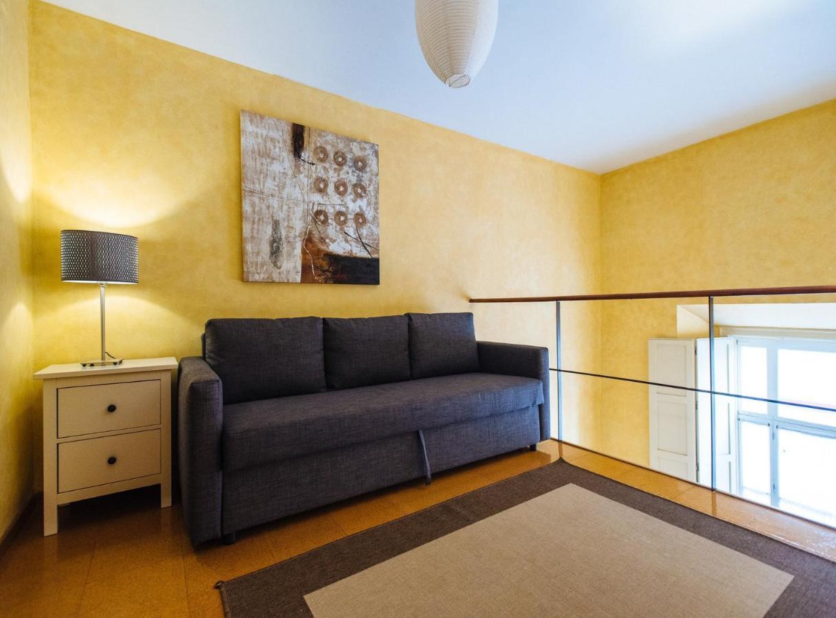 Pajaritos Suite Apartment - Private Parking Included Sevilha Exterior foto